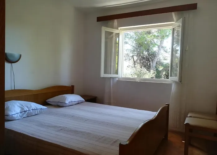 Near The Sea *
