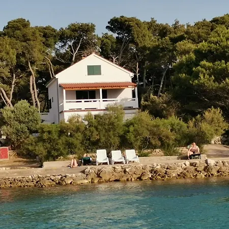 아파트 Near The Sea *