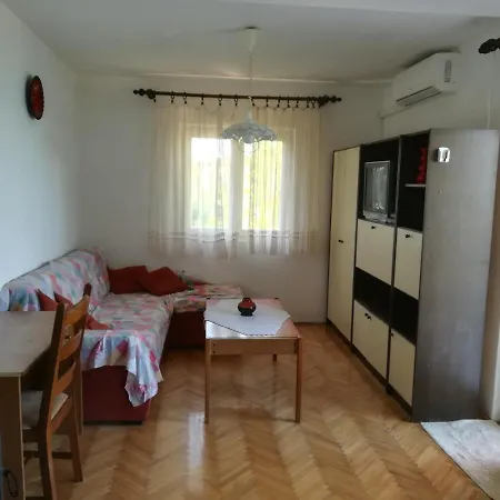 Near The Sea Appartement *