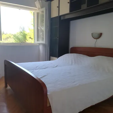 Appartement Near The Sea Ugljan