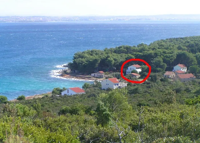 Apartman Near The Sea Ugljan